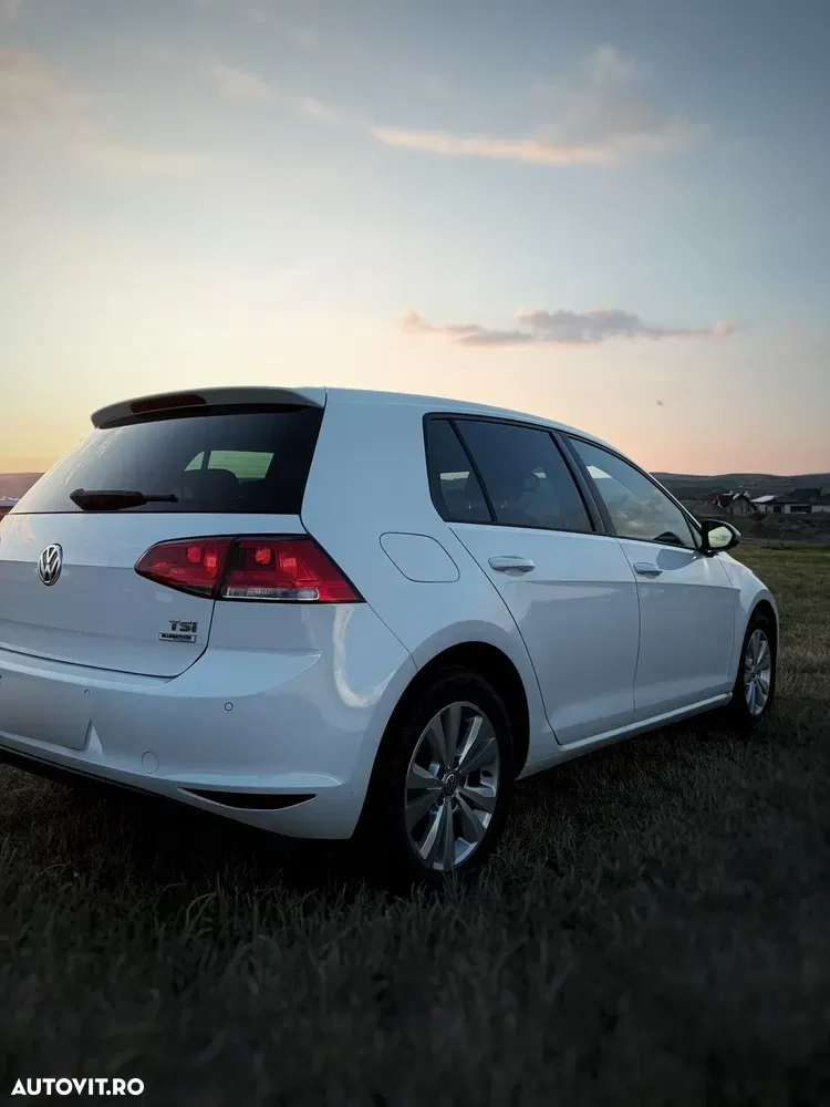 Volkswagen Golf 1.2 TSI DSG Comfortline — imagine 3