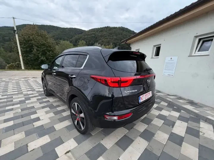 Kia Sportage IV 1.7 DSL 6MT 4x2 Classic