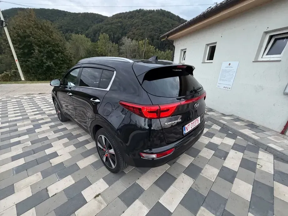 Kia Sportage IV 1.7 DSL 6MT 4x2 Classic — imagine 4
