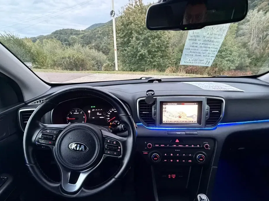 Kia Sportage IV 1.7 DSL 6MT 4x2 Classic — imagine 9