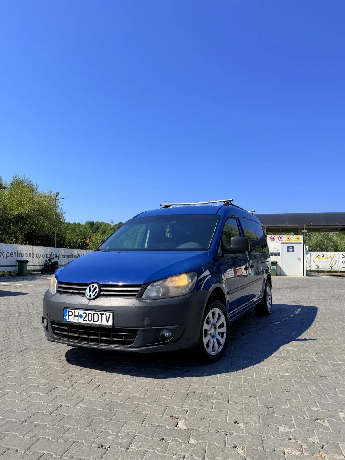 Volkswagen Caddy 2.0 Maxi Life Style — imagine 8