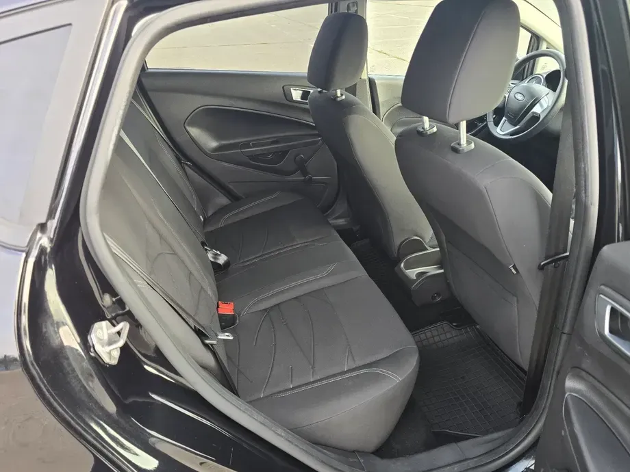 Ford Fiesta — imagine 7