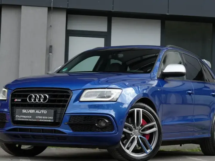 Audi SQ5 8R