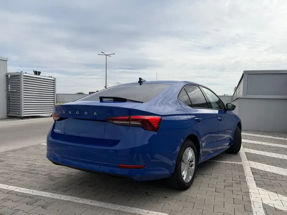 Škoda Octavia IV 2.0 TDI DSG Ambition — imagine 2