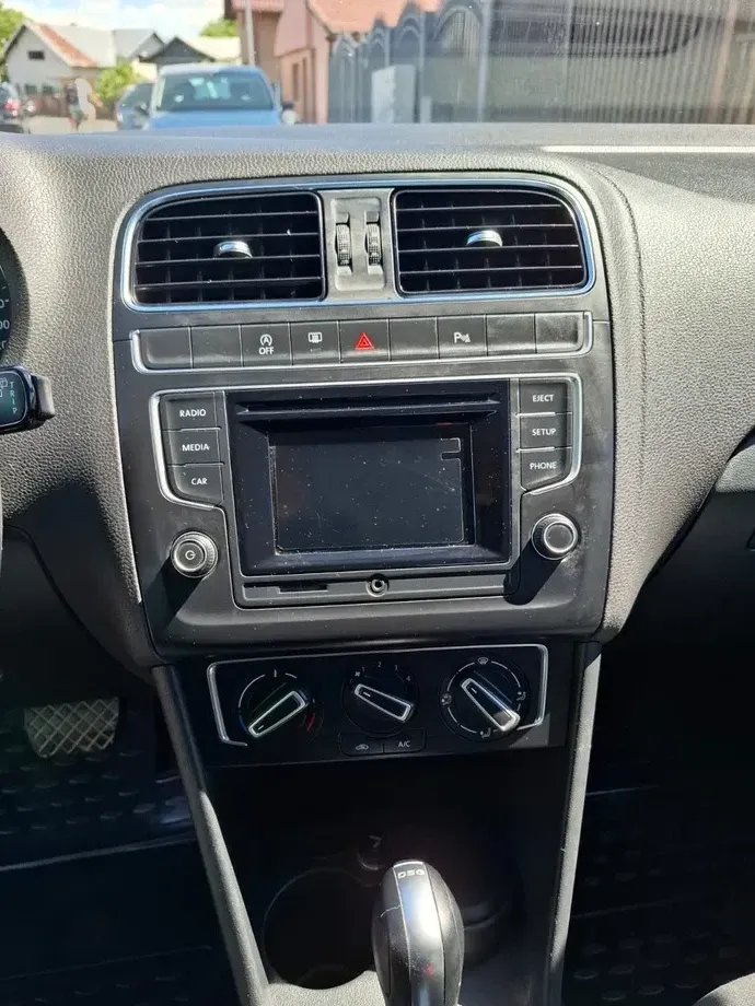 Volkswagen Polo V 1.2 TSI DSG BMT Comfortline — imagine 8
