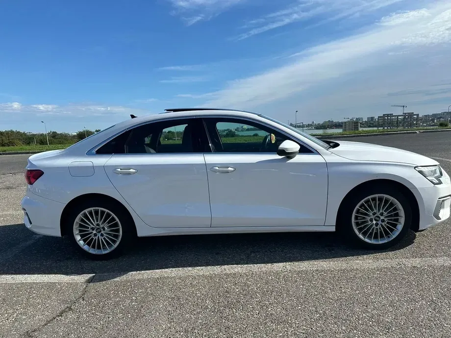 Audi A3 Limuzina 8Y 30 TFSI S tronic — imagine 9