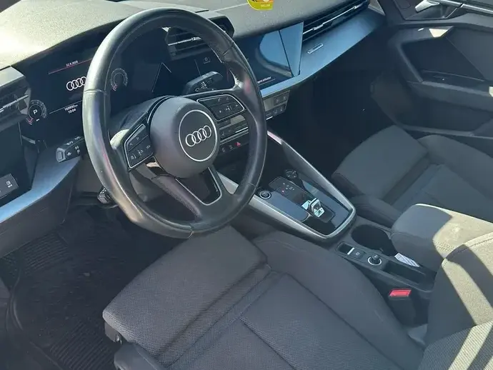 Audi A3 Limuzina 8Y 30 TFSI S tronic
