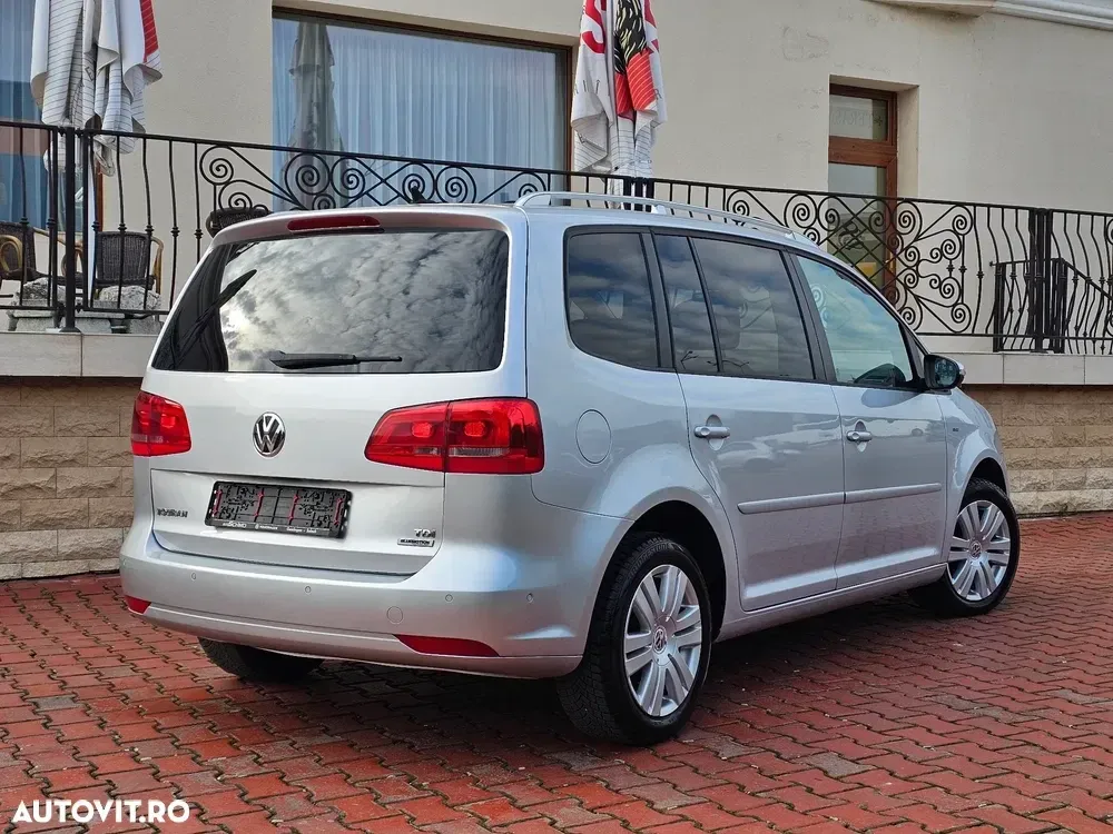 Volkswagen Touran 1.6 TDI DPF BlueMotion Technology DSG Cup — imagine 4