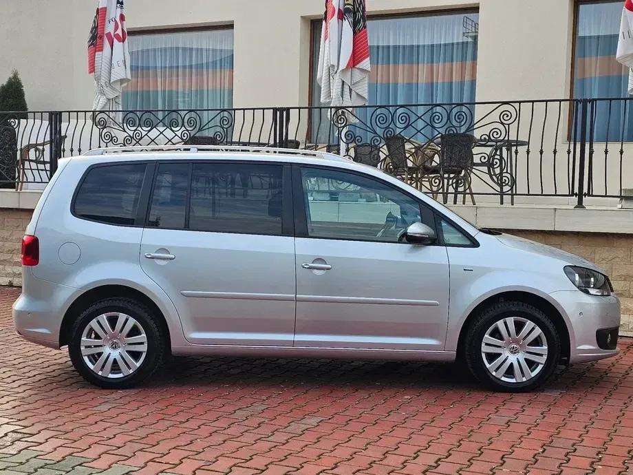 Volkswagen Touran 1.6 TDI DPF BlueMotion Technology DSG Cup — imagine 5