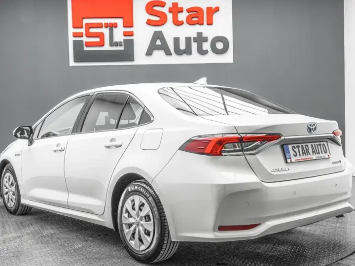 Toyota Corolla XII 1.8 HSD Dynamic