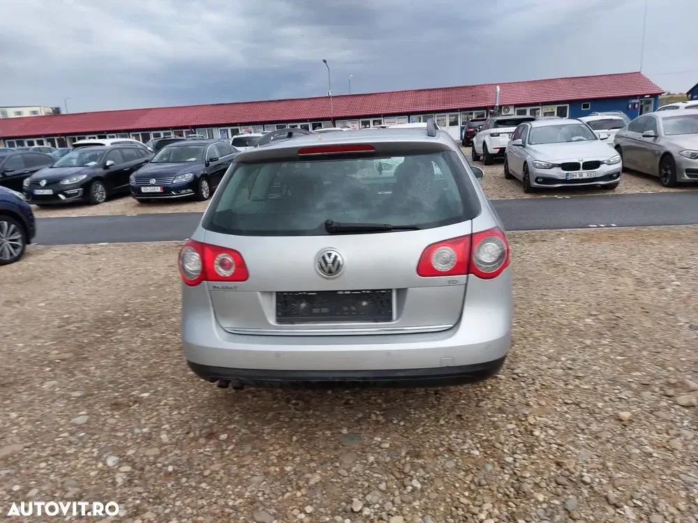 Volkswagen Passat 1.9 TDI DPF BlueMotion — imagine 2