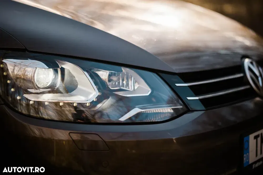 Volkswagen Sharan 2.0 TDI BlueMotion Technology Comfortline — imagine 3