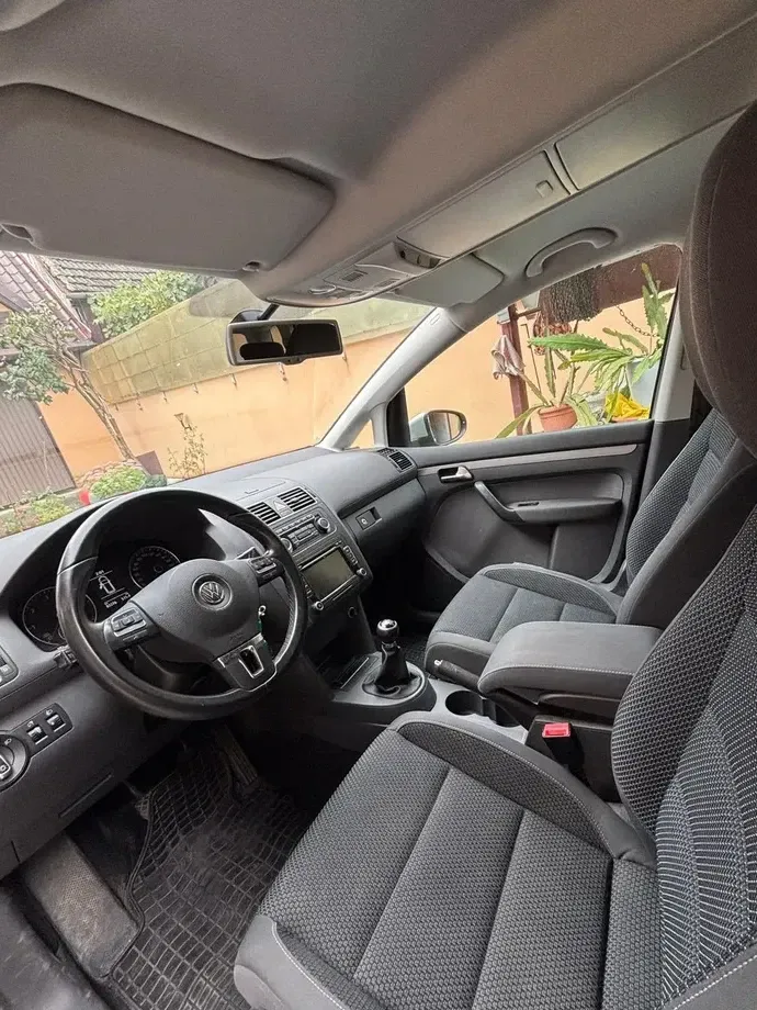 Volkswagen Touran I 1.6 TDI Comfortline — imagine 7