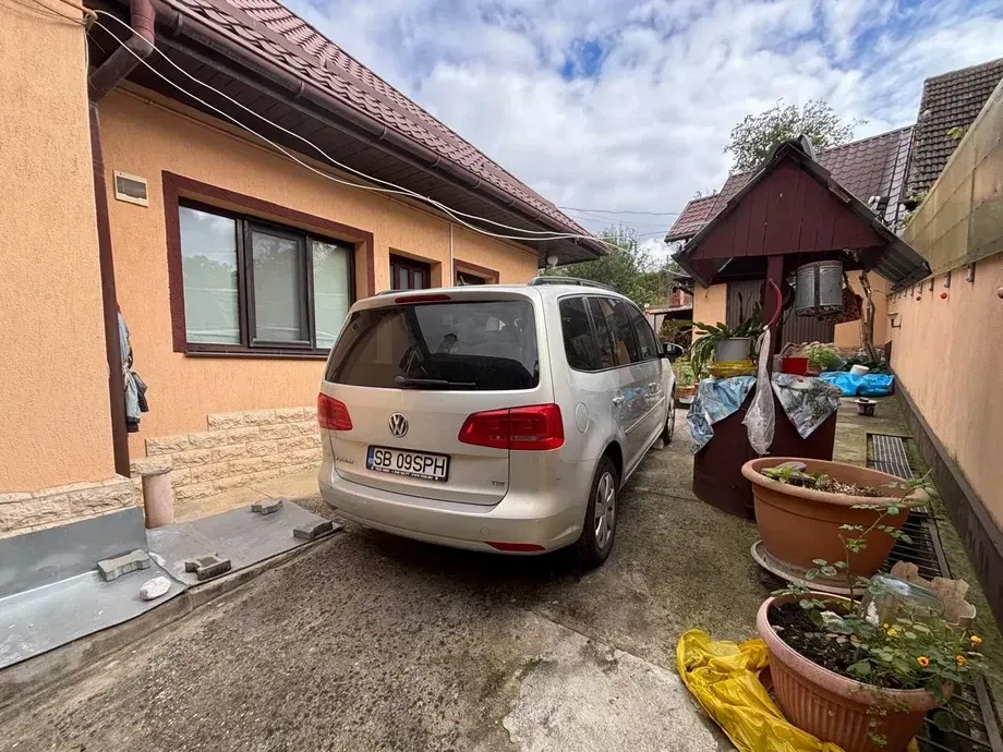 Volkswagen Touran I 1.6 TDI Comfortline — imagine 10