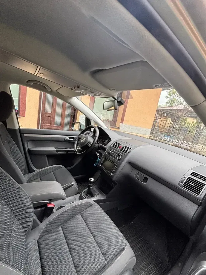 Volkswagen Touran I 1.6 TDI Comfortline — imagine 6