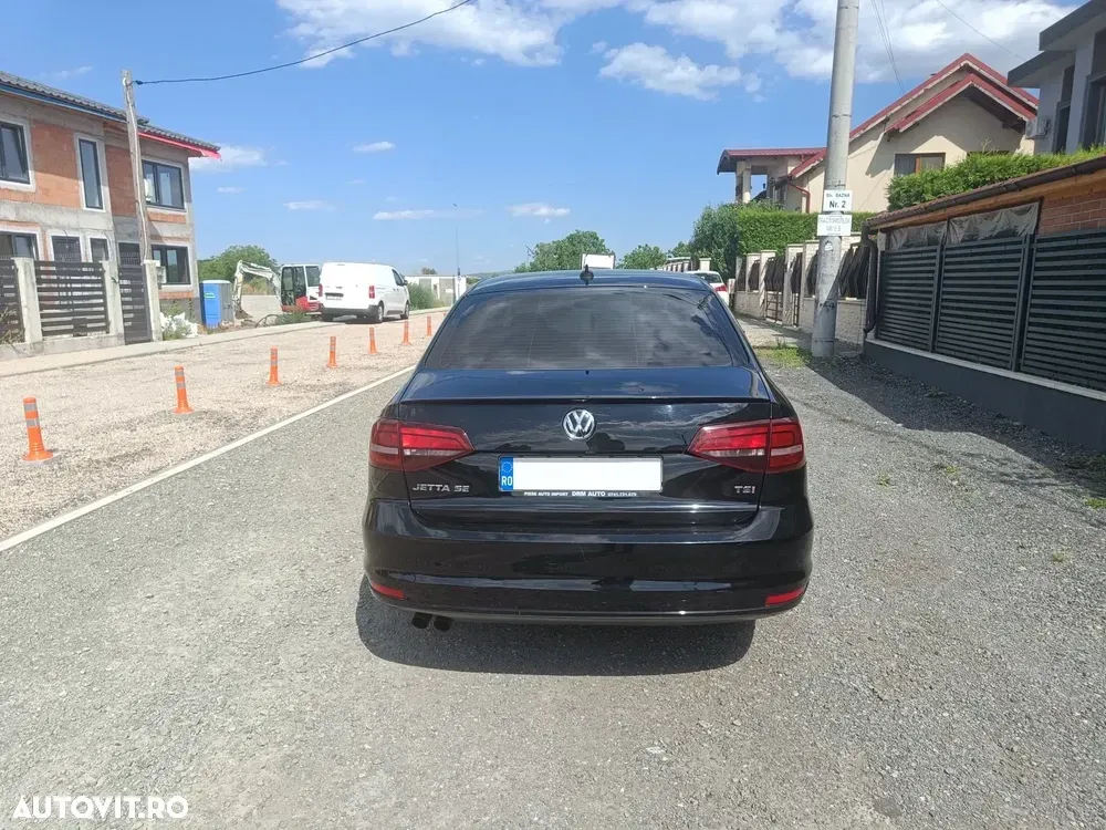 Volkswagen Jetta — imagine 2