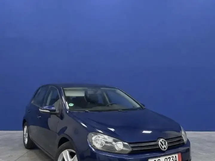 Volkswagen Golf VI 1.6 TDI DPF Highline