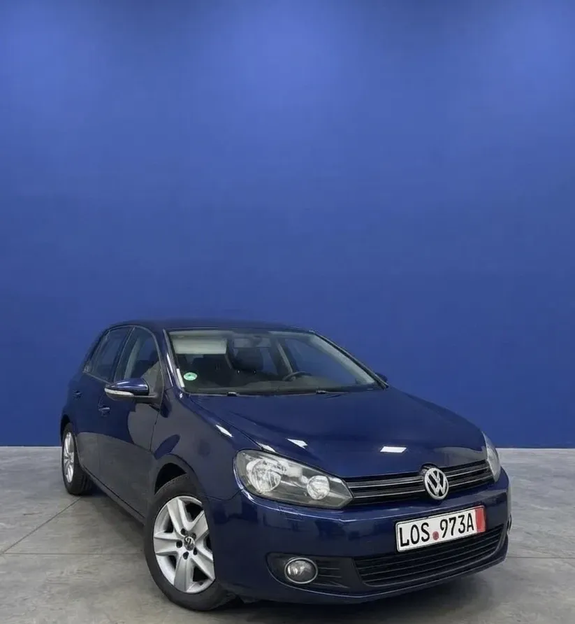 Volkswagen Golf VI 1.6 TDI DPF Highline — imagine 3
