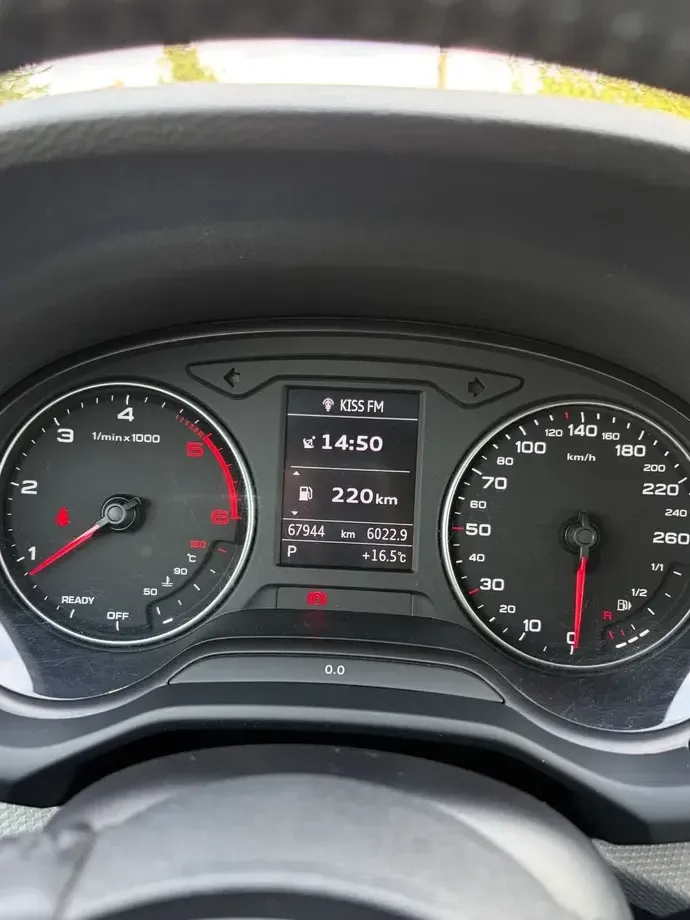 Audi Q2 1.6 30 TDI S tronic Design — imagine 3
