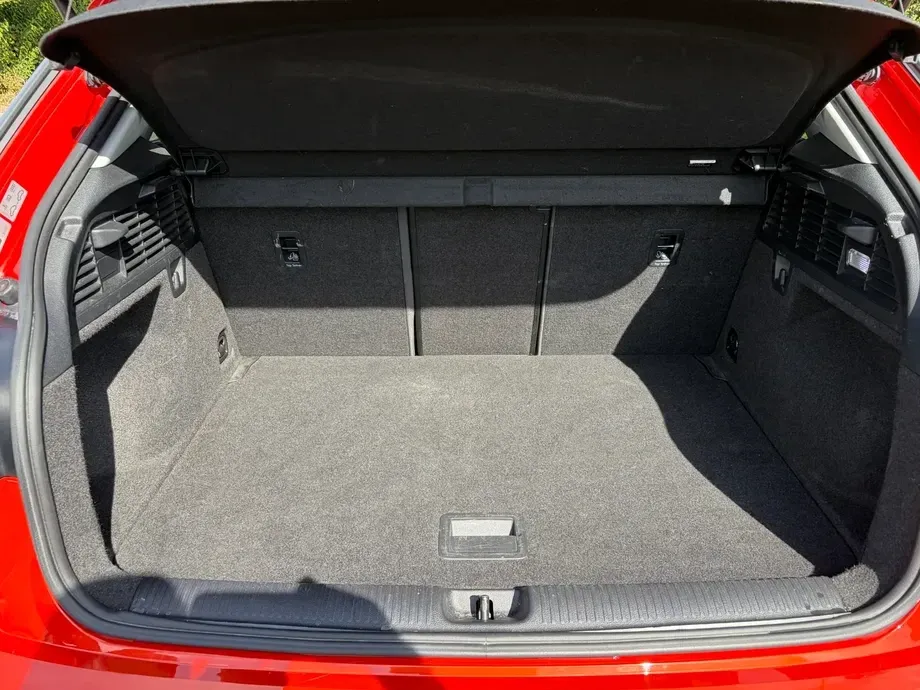 Audi Q2 1.6 30 TDI S tronic Design — imagine 10