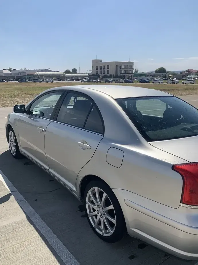 Toyota Avensis II 2.0 VVT-i Sol — imagine 8