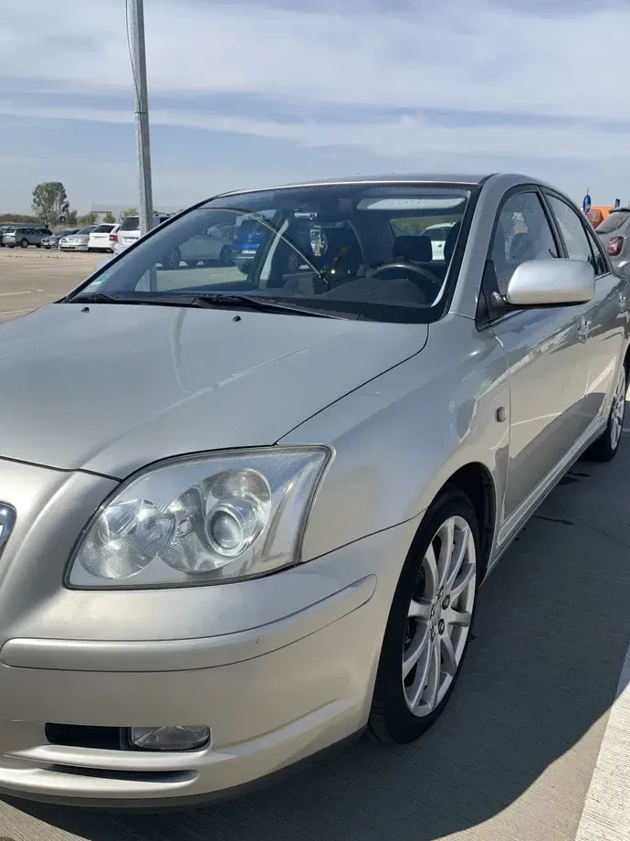 Toyota Avensis II 2.0 VVT-i Sol — imagine 10