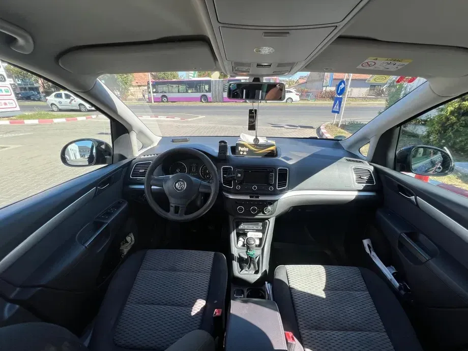 Volkswagen Sharan 2.0 TDI BlueMotion Technology Comfortline — imagine 7