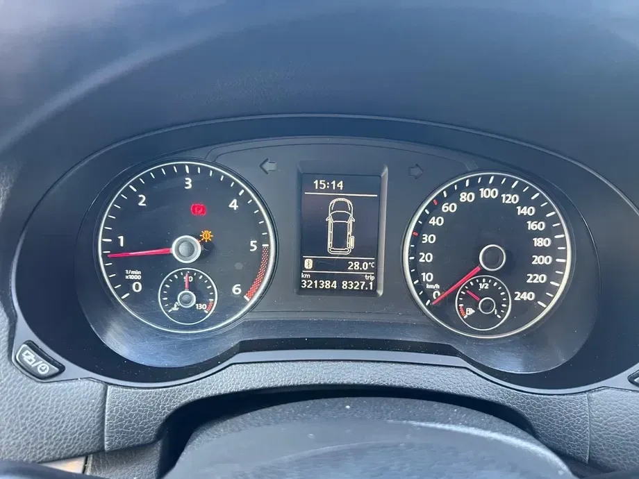 Volkswagen Sharan 2.0 TDI BlueMotion Technology Comfortline — imagine 9