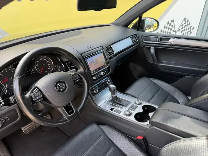 Volkswagen Touareg II 3.0 V6 TDI SCR Blue Motion DPF Automatik Exclusive