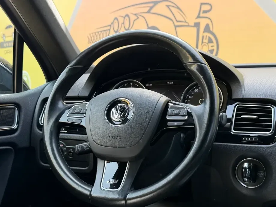 Volkswagen Touareg II 3.0 V6 TDI SCR Blue Motion DPF Automatik Exclusive — imagine 4
