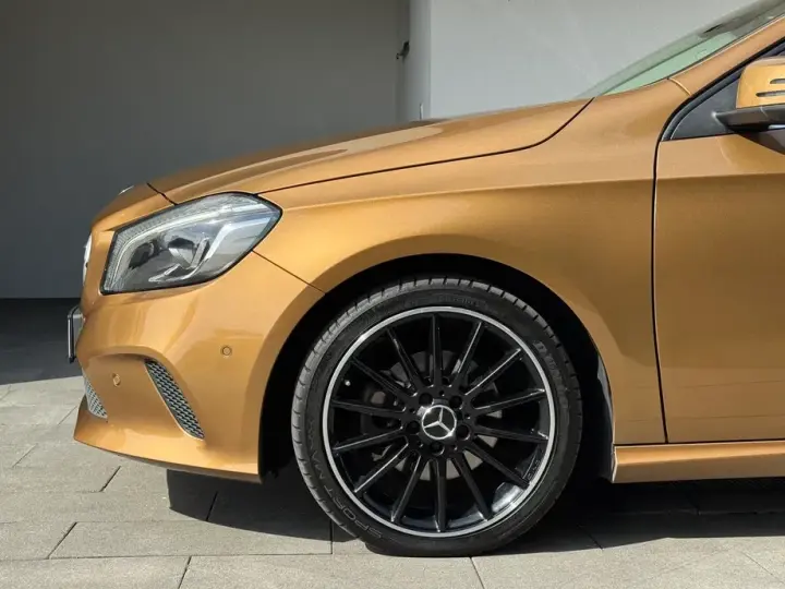 Mercedes-Benz A 180