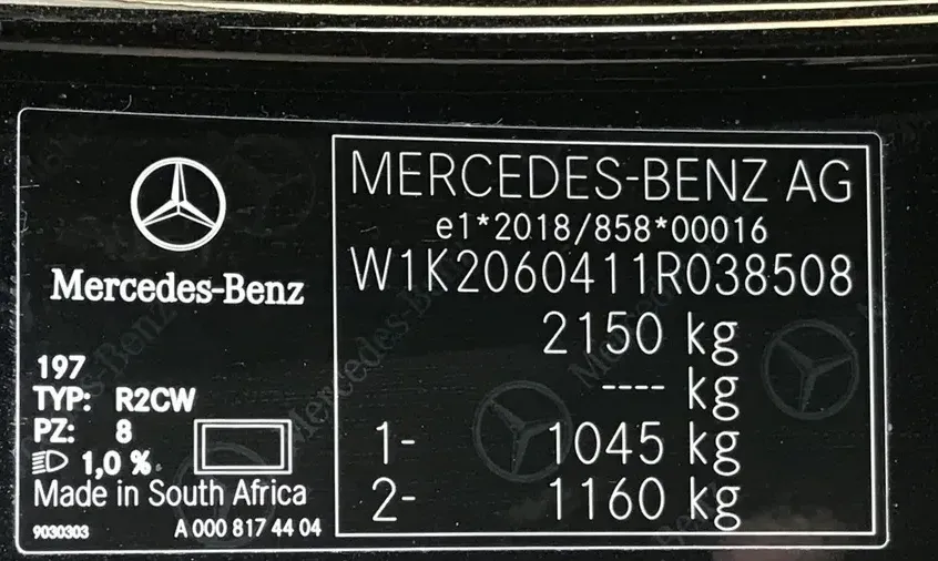 Mercedes-Benz C W206 180 MHEV — imagine 8