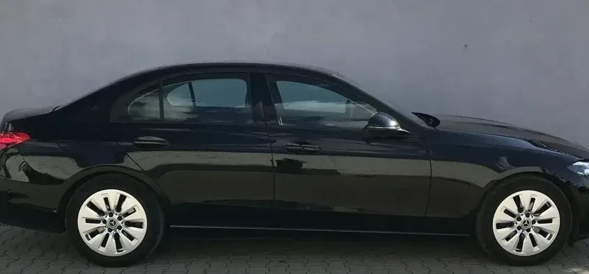 Mercedes-Benz C W206 180 MHEV — imagine 9