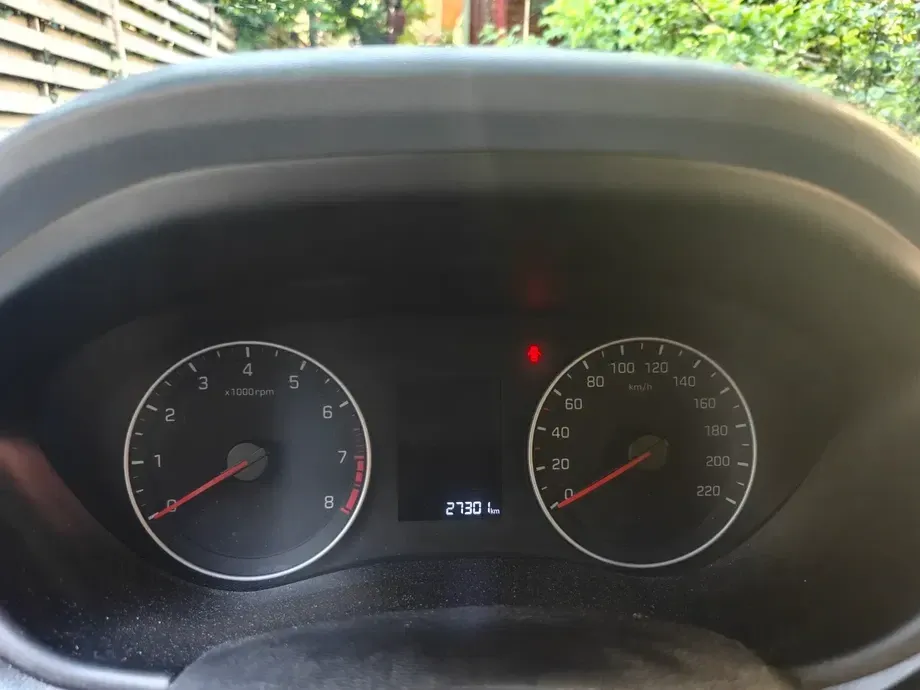 Hyundai i20 II 1.25 84CP M/T Comfort — imagine 8