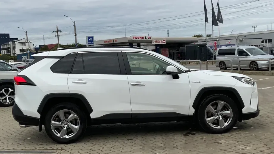 Toyota RAV4 2.5 VVT-iE 4x4 Luxury — imagine 8