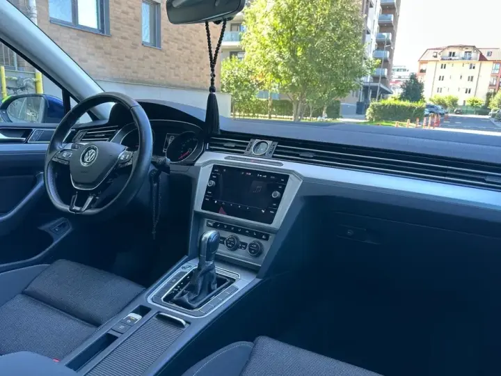 Volkswagen Passat B8 2.0 TDI DSG Comfortline