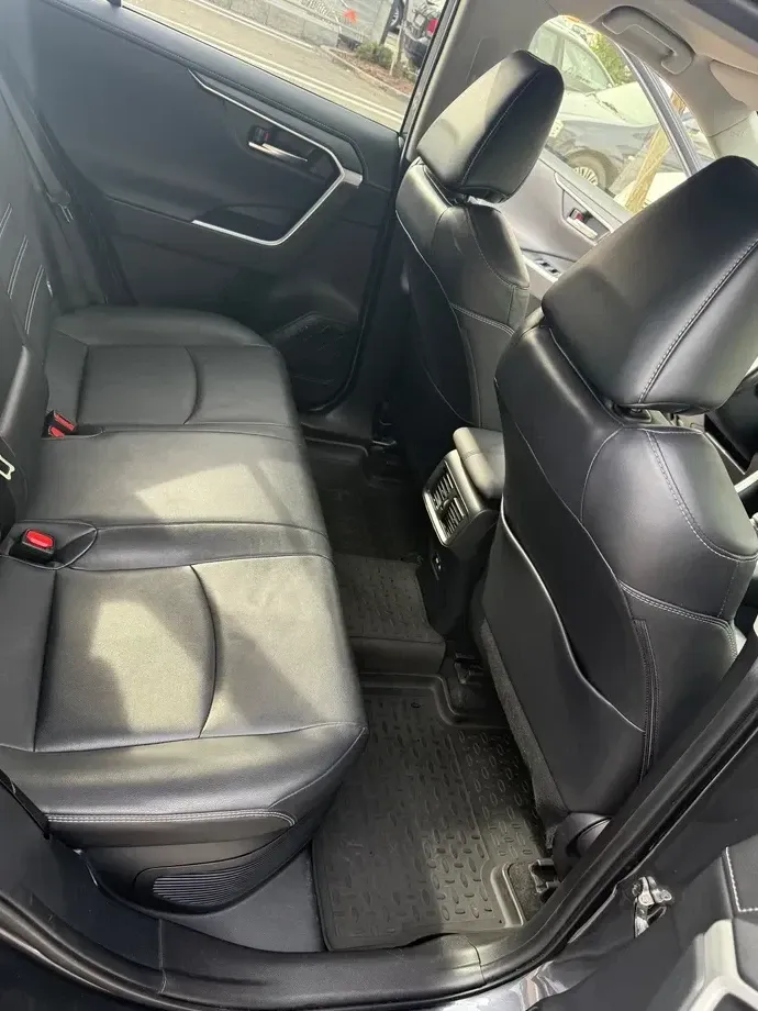 Toyota RAV4 V — imagine 9