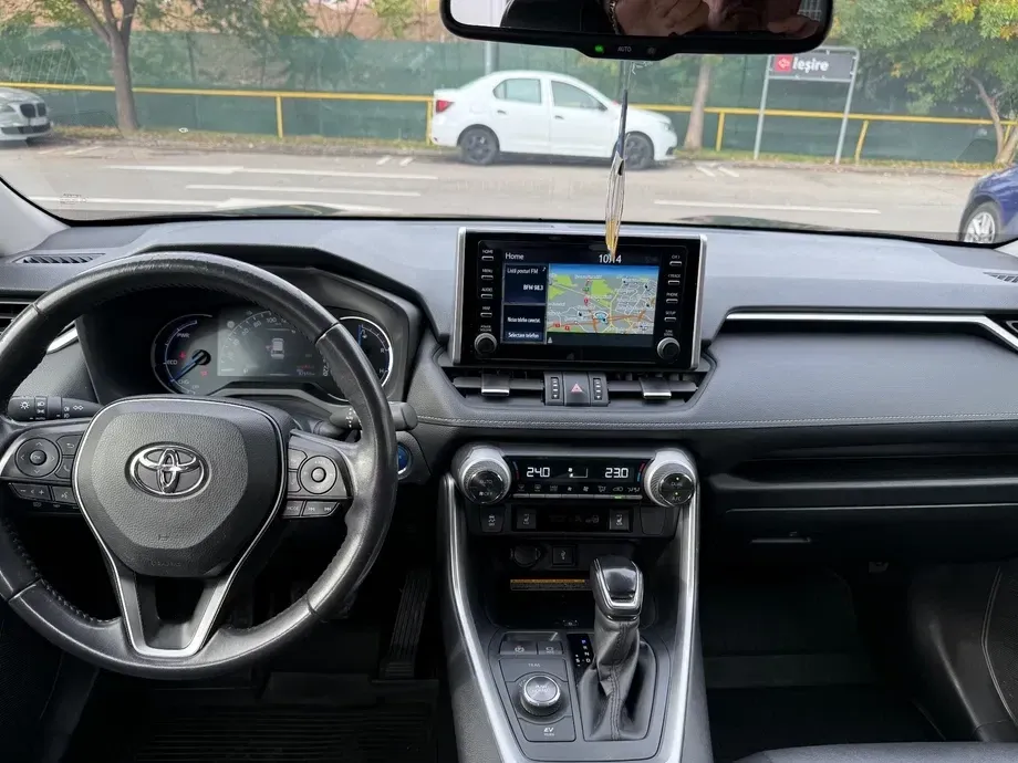 Toyota RAV4 V — imagine 6
