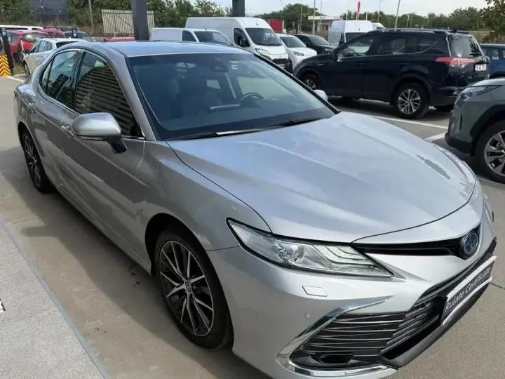 Toyota Camry VIII 2.5 Dynamic
