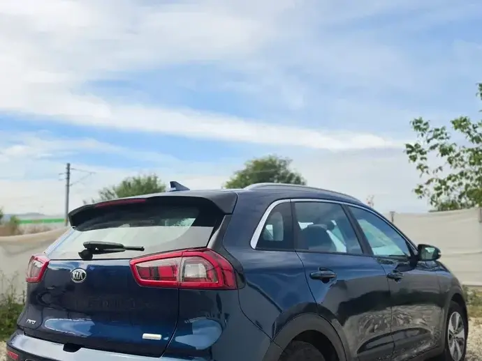 Kia Niro 1.6 GDI 2WD Aut. Vision