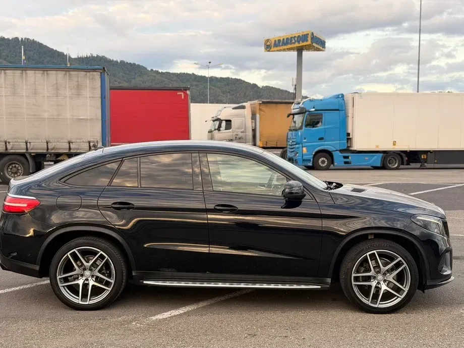 Mercedes-Benz GLE 350 d 4MATIC — imagine 10
