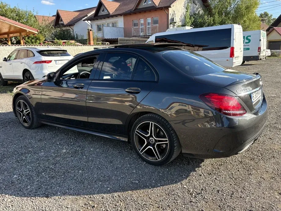 Mercedes-Benz C W206 300 9G-TRONIC AMG Line — imagine 2