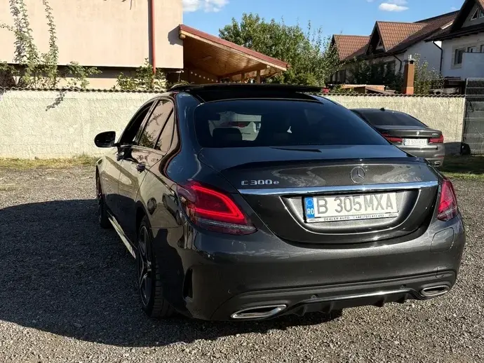 Mercedes-Benz C W206 300 9G-TRONIC AMG Line