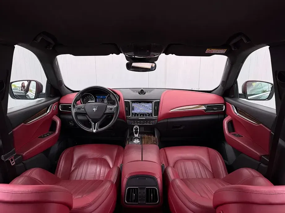Maserati Levante Q4 — imagine 5
