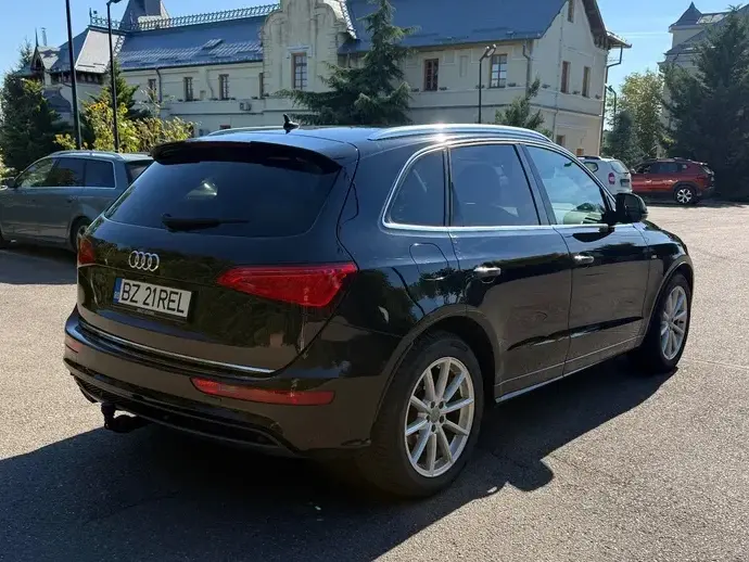 Audi Q5 FY