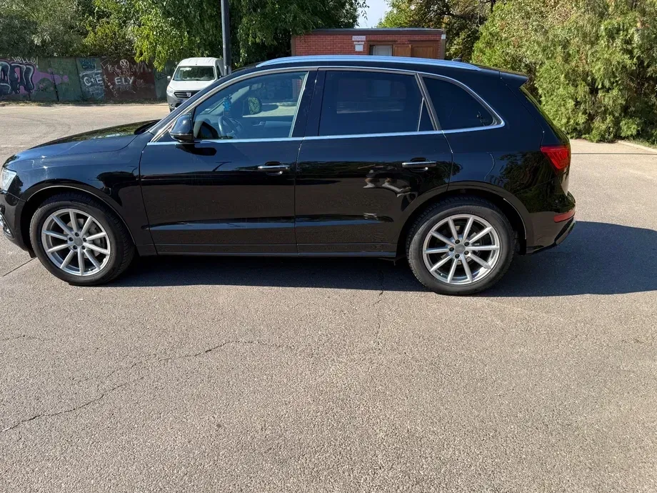 Audi Q5 FY — imagine 10