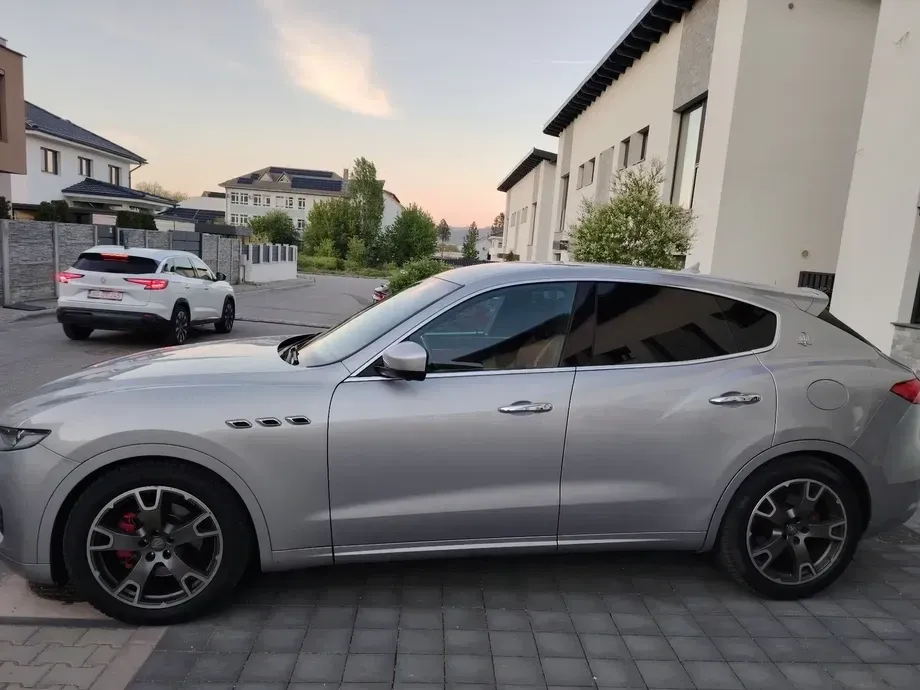 Maserati Levante Q4 — imagine 8