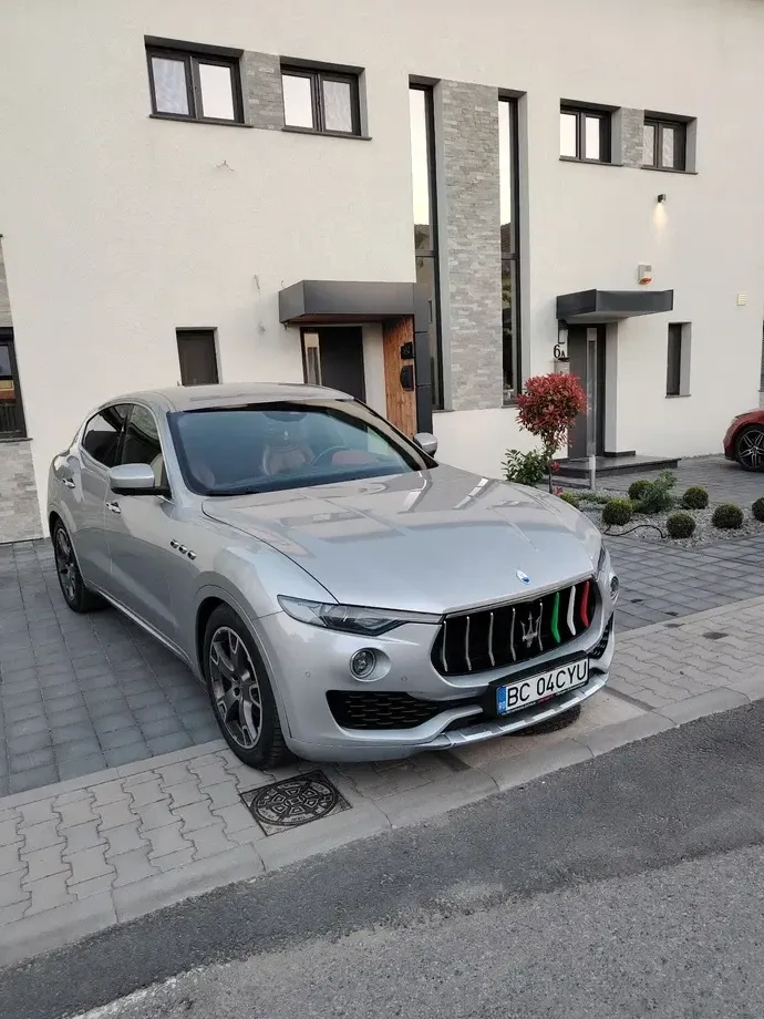 Maserati Levante Q4 — imagine 2