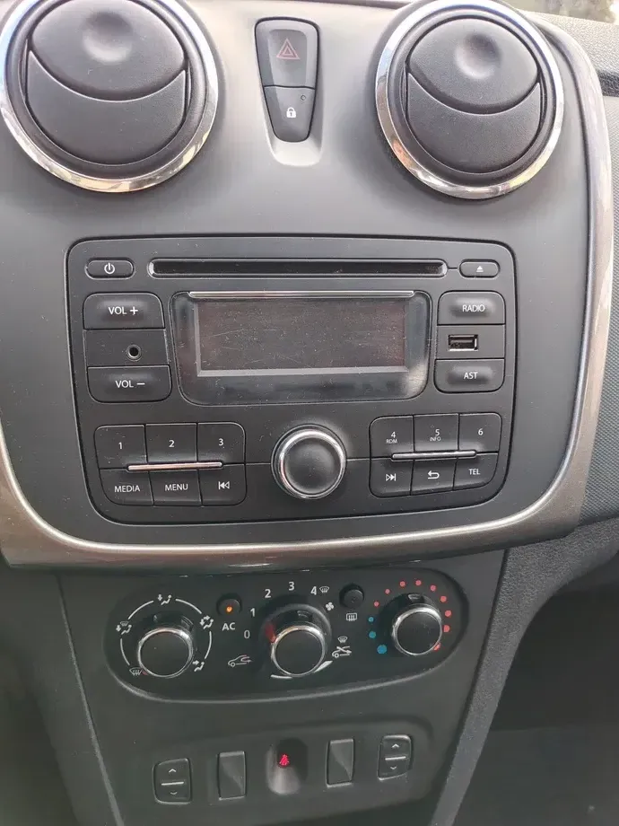 Dacia Sandero II 1.2 75CP Ambiance — imagine 10