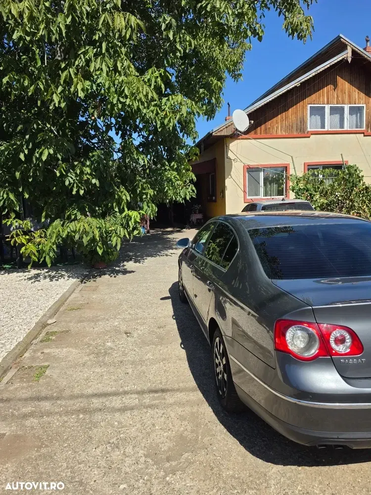 Volkswagen Passat — imagine 4